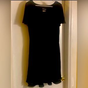 Vintage short sleeve black dress size 16